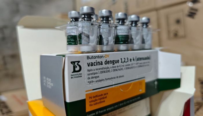  Paraná inicia entrega de vacinas contra dengue e amplia proteção de profissionais de saúde 